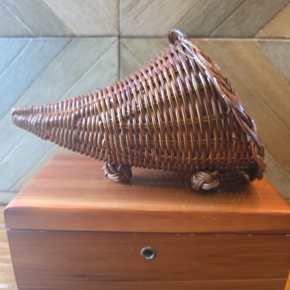 Vintage Wicker Cornucopia Basket Horn of Plenty Thanksgiving Fall Decor 8"